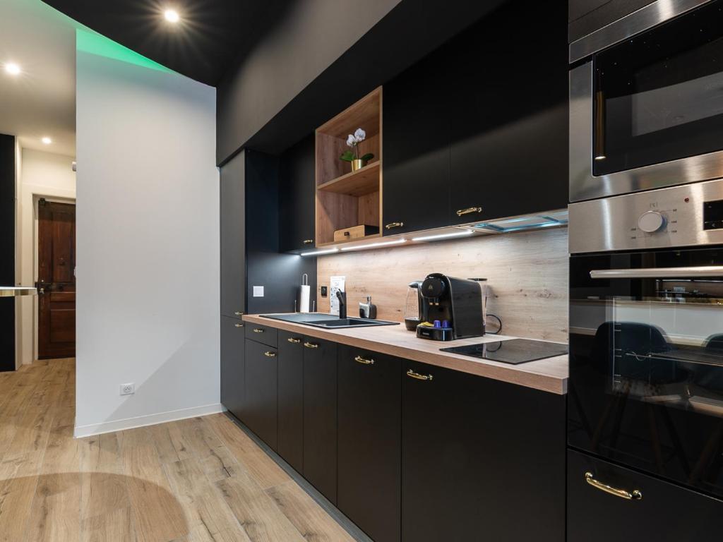 Appartement Chic Proche Bellecour Avec Parking Lyon Ngoại thất bức ảnh