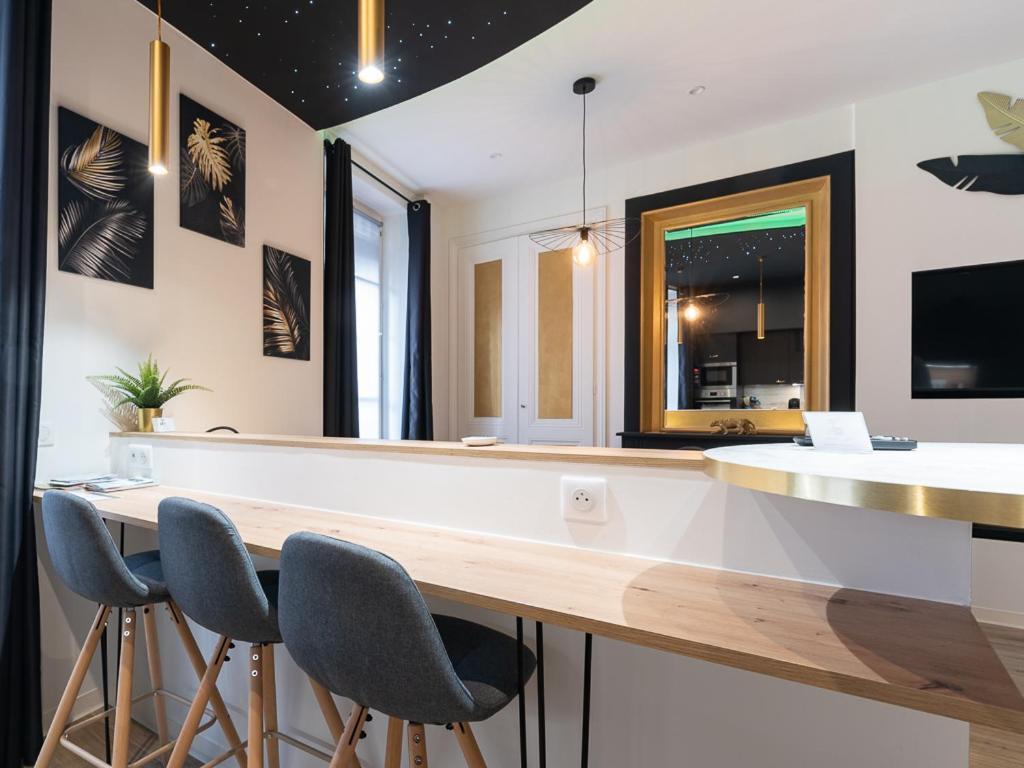 Appartement Chic Proche Bellecour Avec Parking Lyon Ngoại thất bức ảnh