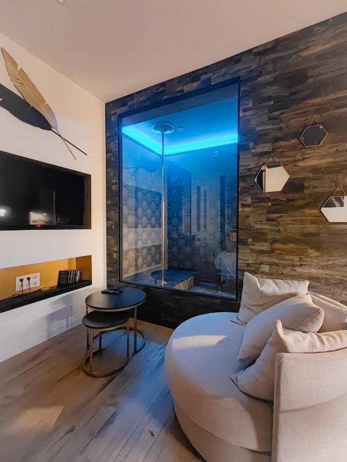 Appartement Chic Proche Bellecour Avec Parking Lyon Ngoại thất bức ảnh